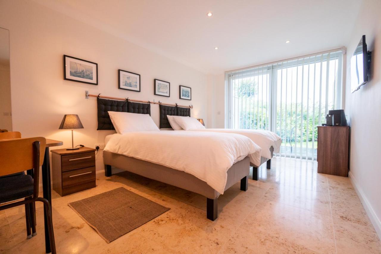 Ecton House Bed & Breakfast Newport  Luaran gambar