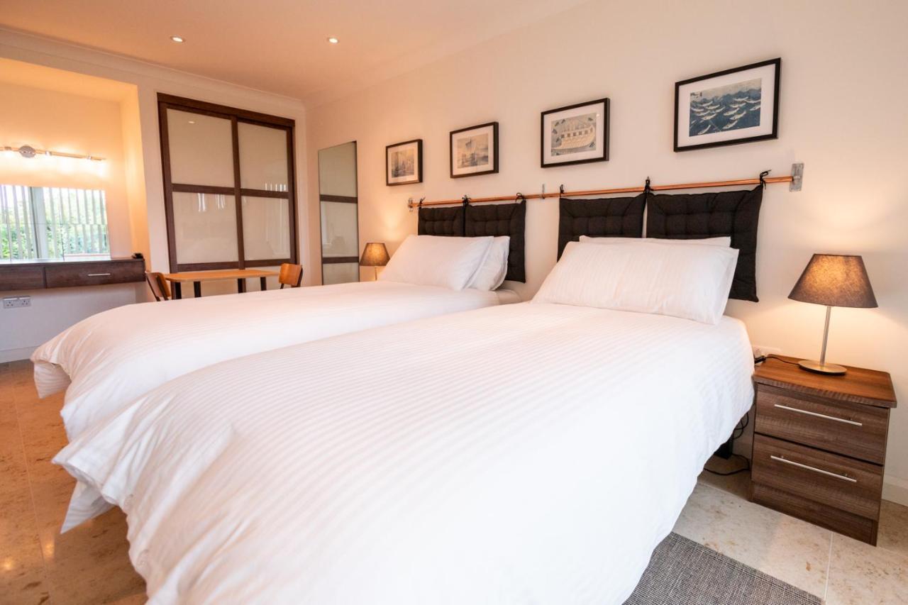 Ecton House Bed & Breakfast Newport  Luaran gambar